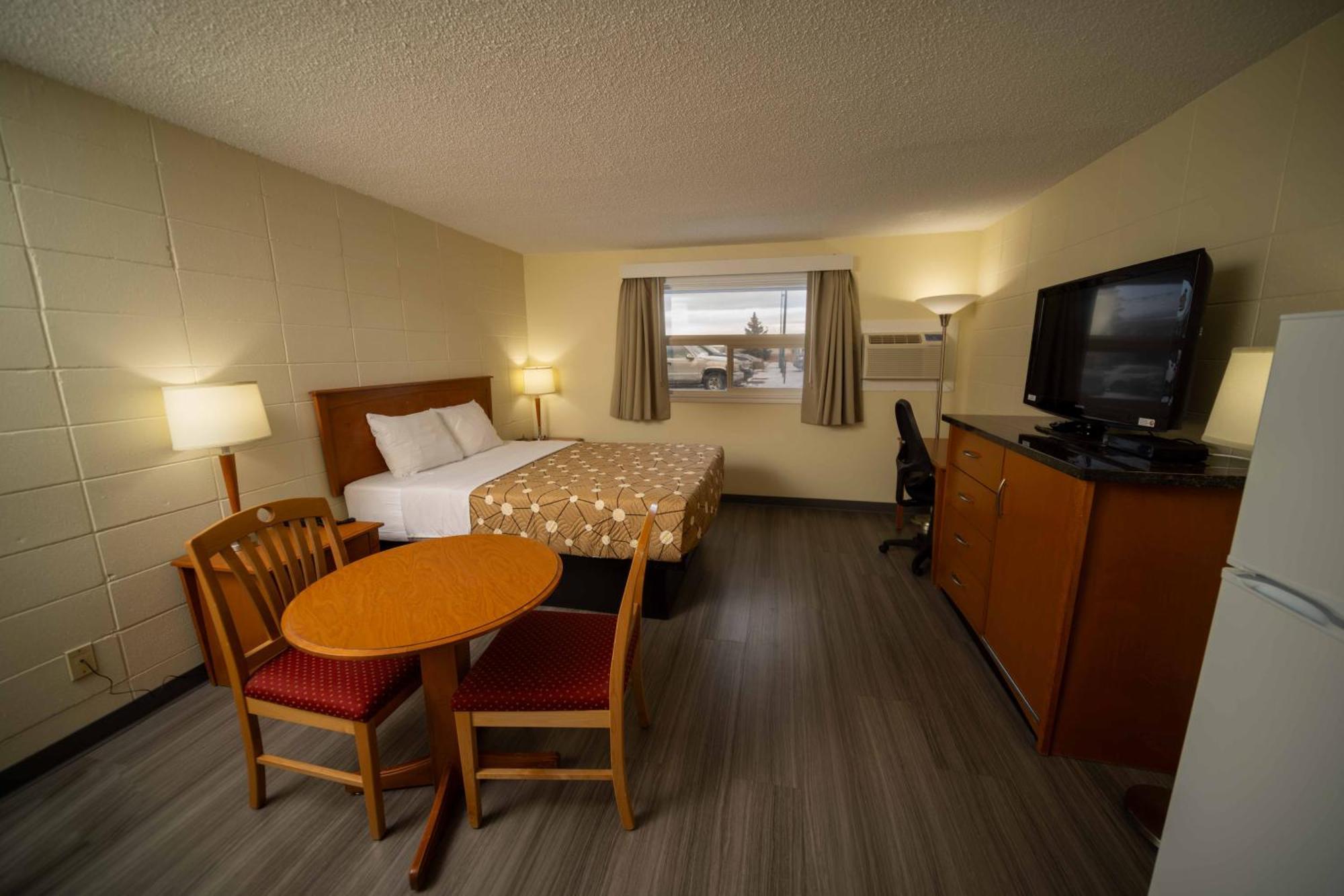 Northern Lights Inn Fort St. John Kültér fotó