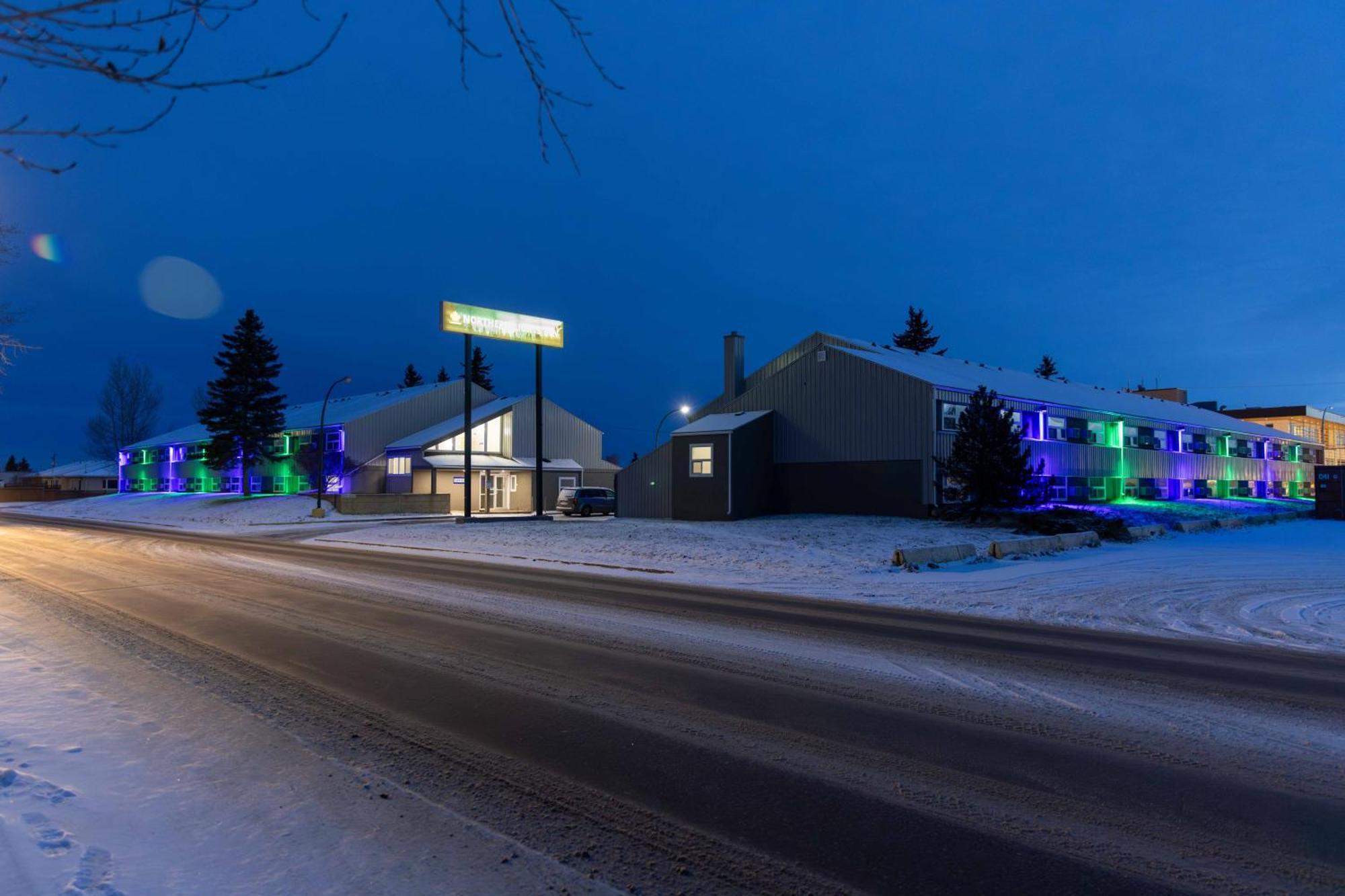 Northern Lights Inn Fort St. John Kültér fotó