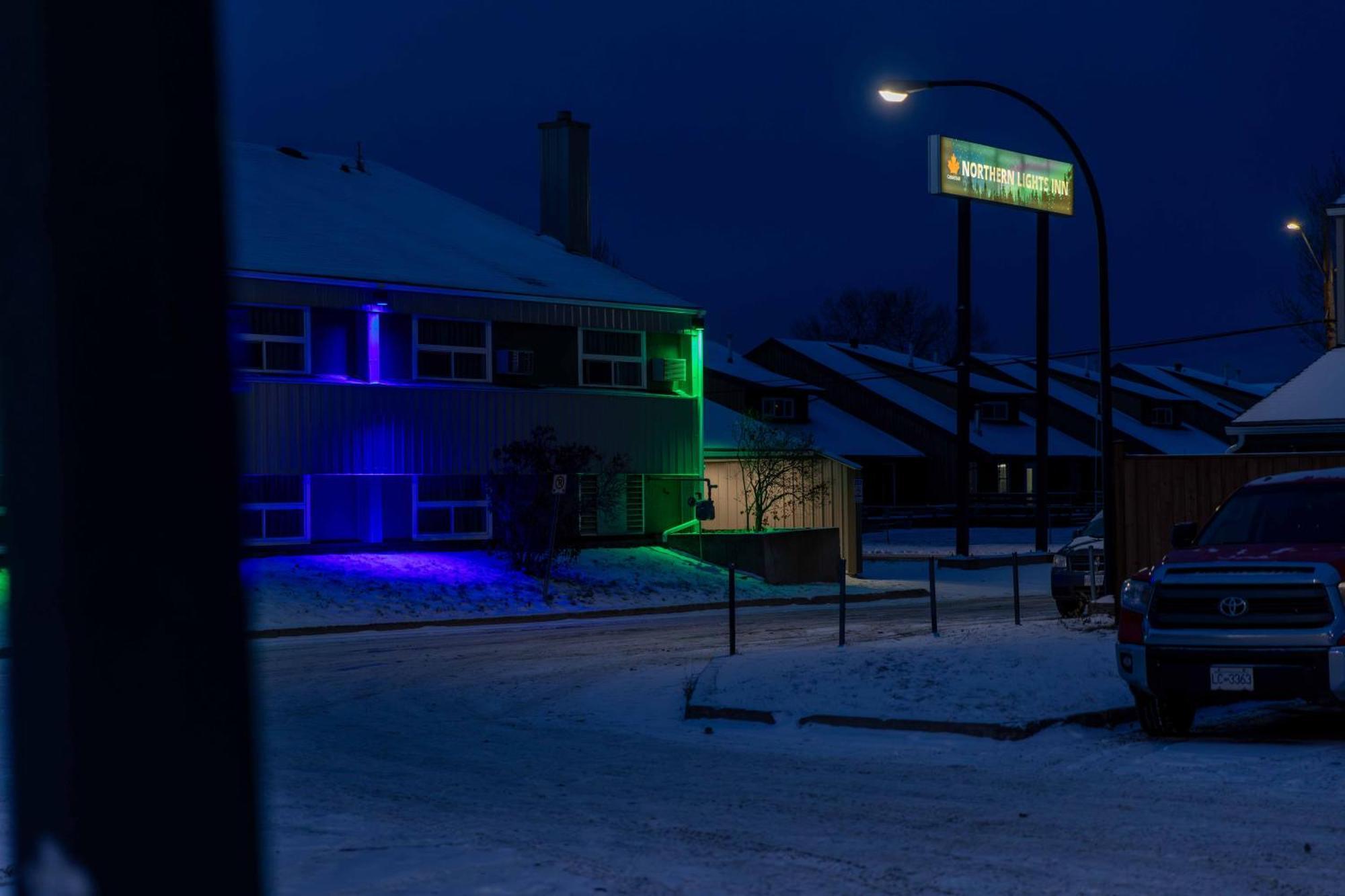 Northern Lights Inn Fort St. John Kültér fotó